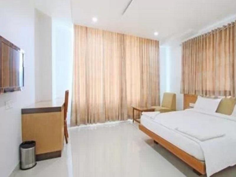 Fabhotel Syberitic Suites Gachibowli - Fully Vaccinated Staff Kondapur  Ngoại thất bức ảnh